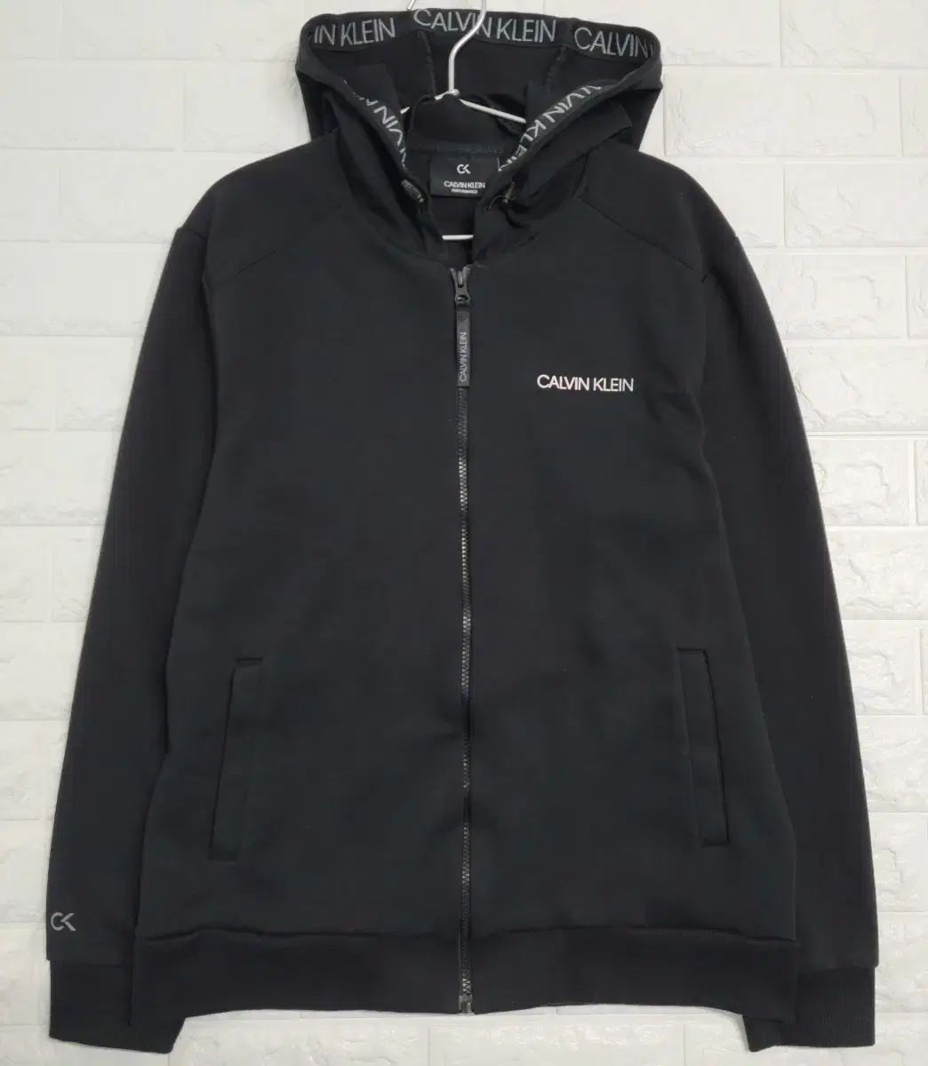 Calvin Klein (105) Hooded Zip-up Jacket Jumper