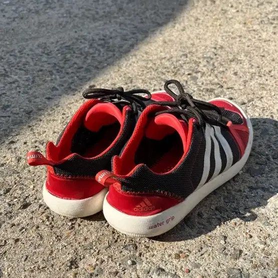 아디다스 워터그립 슈즈 250 Adidas