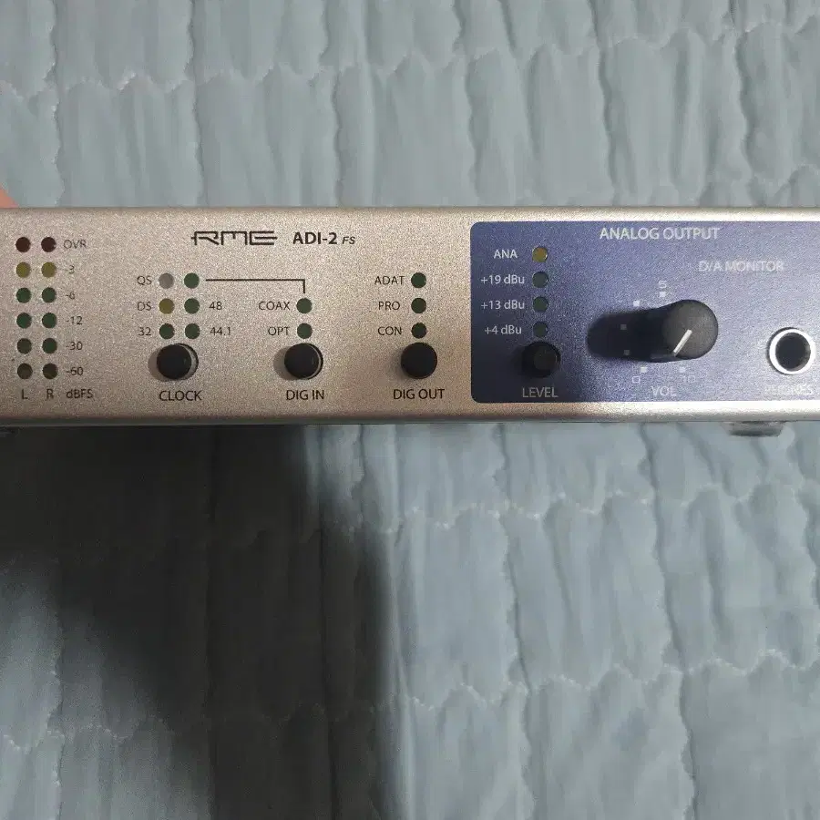 rme Adi-2 fs 컨버터 헤드폰앰프 팝니다