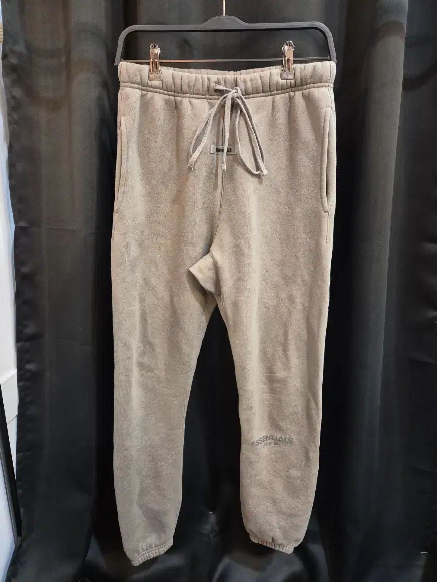 Genuine Pierre & Marie Essential Jogger Pants