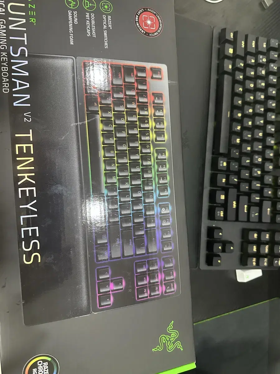 헌츠맨 v2 tkl