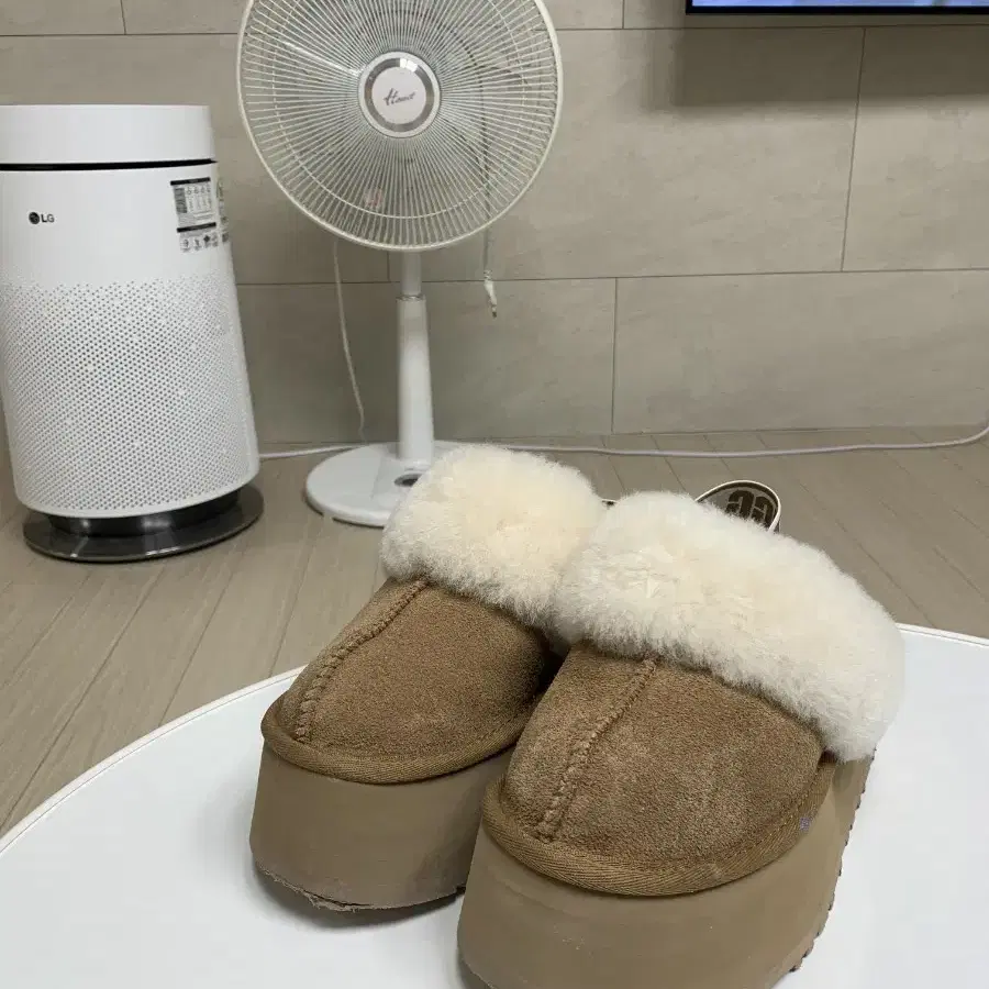 UGG 여성 어그 슬리퍼 펀케트