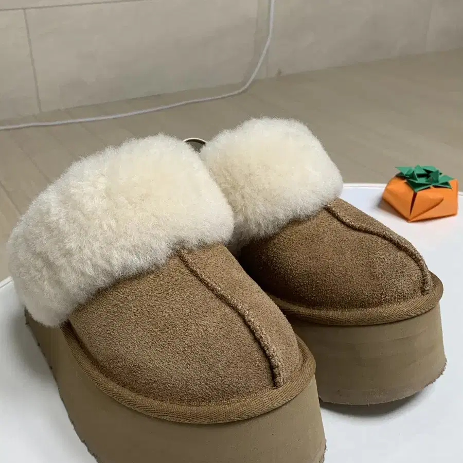 UGG 여성 어그 슬리퍼 펀케트