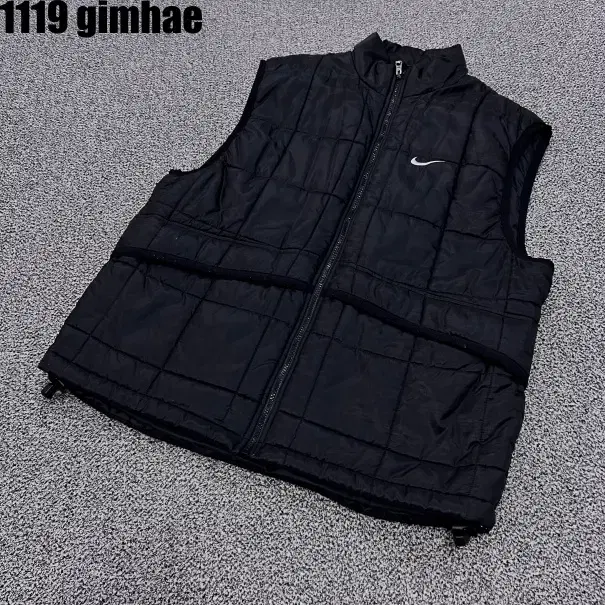 100 Nike ACG Padded Vest