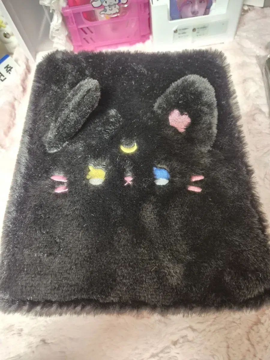 Sell cat hair binder 