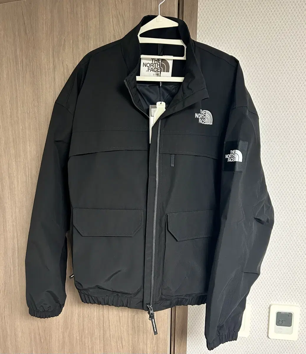 (New) The North Face White Belle Nilton Jacket L