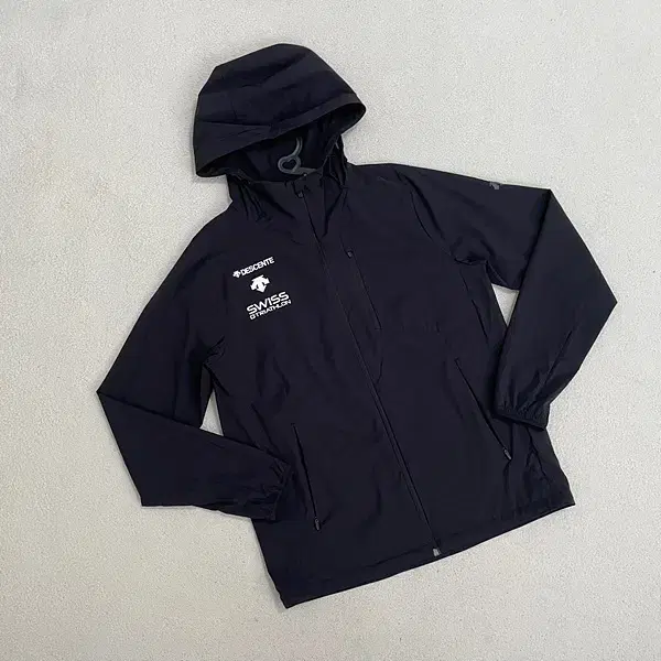 M Descent SwissSki Team Windbreaker 23SS B.3014