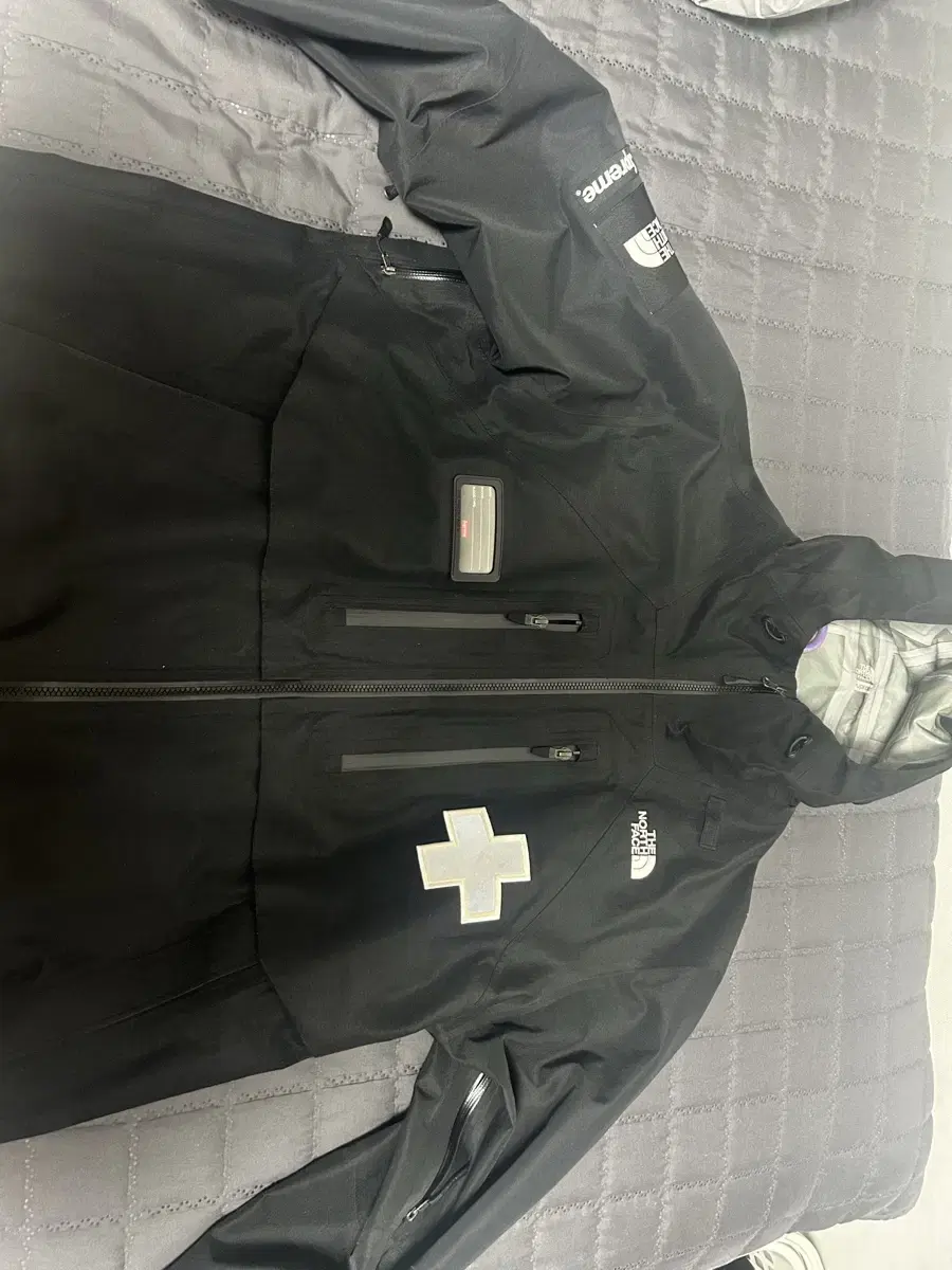 Supreme x The North Face Summit Series Rescue Mountain Pro Jacket Black