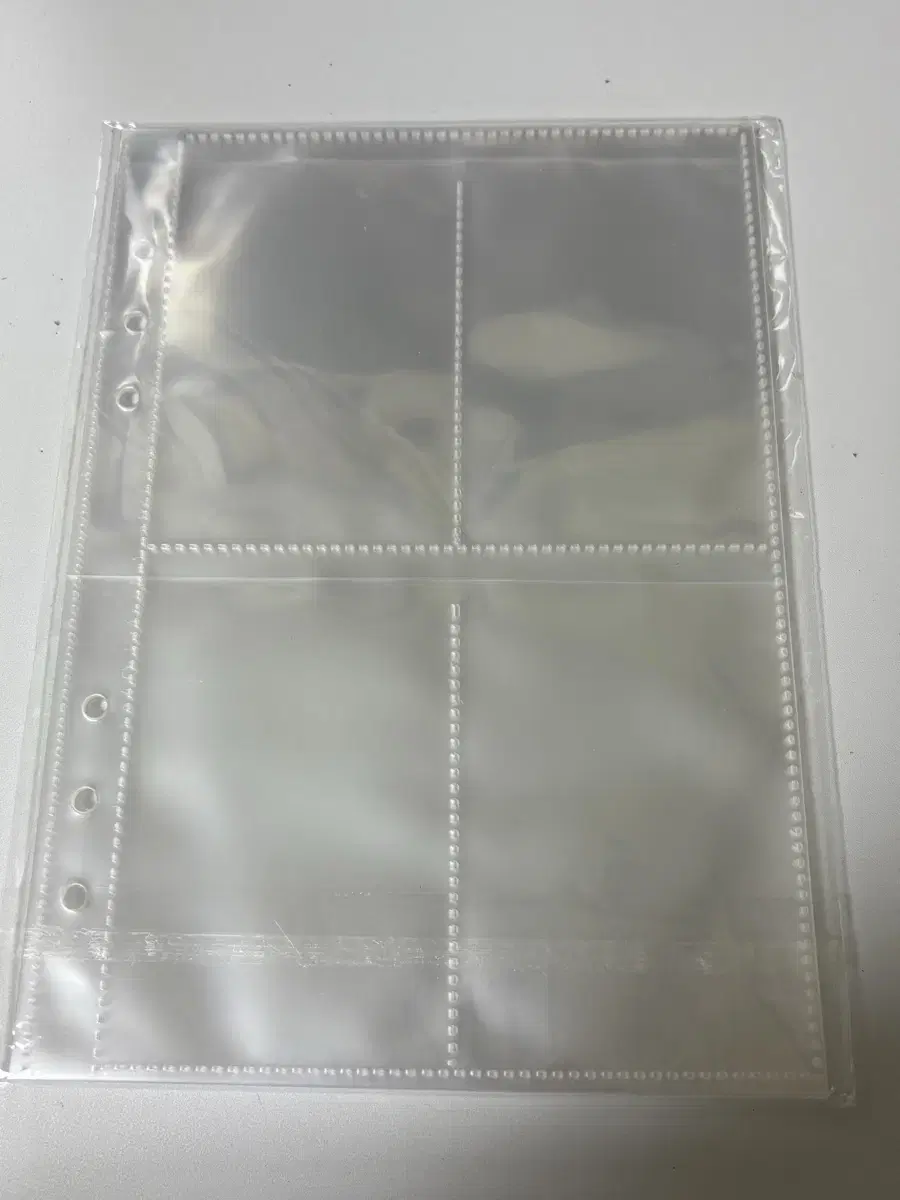 Photocard binder sells inlay paper!