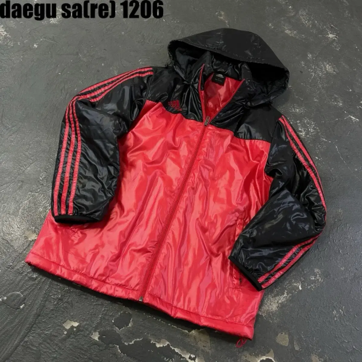 Adidas padding (overfit, actual measurement up to 100 recommended, if you don't buy this, I'll buy it)