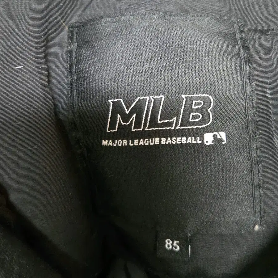 T(85)MLB 여성 패딩