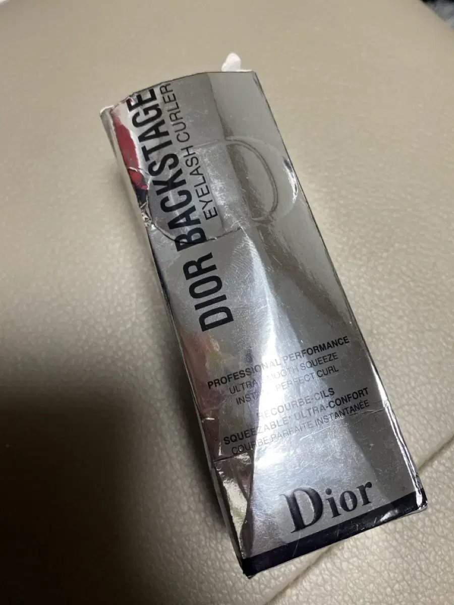 디올 속는썹 뷰러 새상품 dior