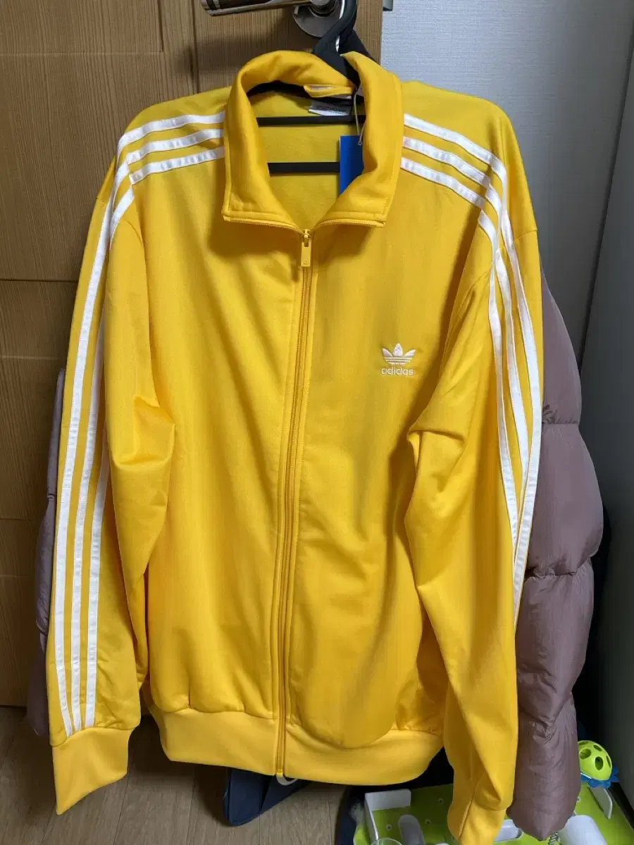 adidas Firebird Yellow Jersey XL