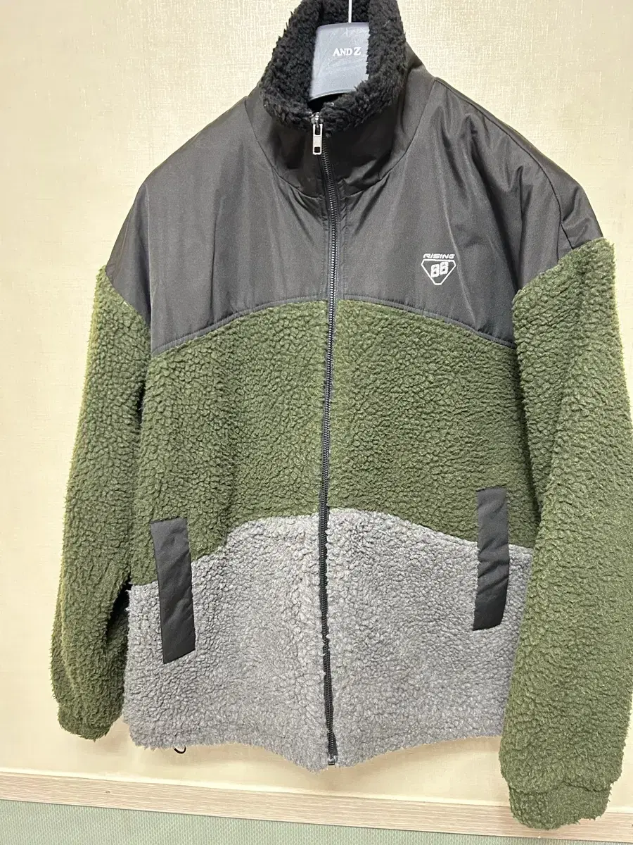 Men's Fleece Pogglehurry Jacket Jumper 100-L New