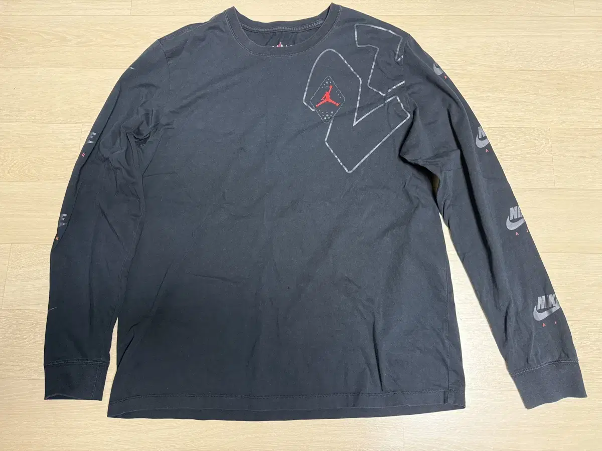 Nike Jordan Long Sleeve T-Shirt XL