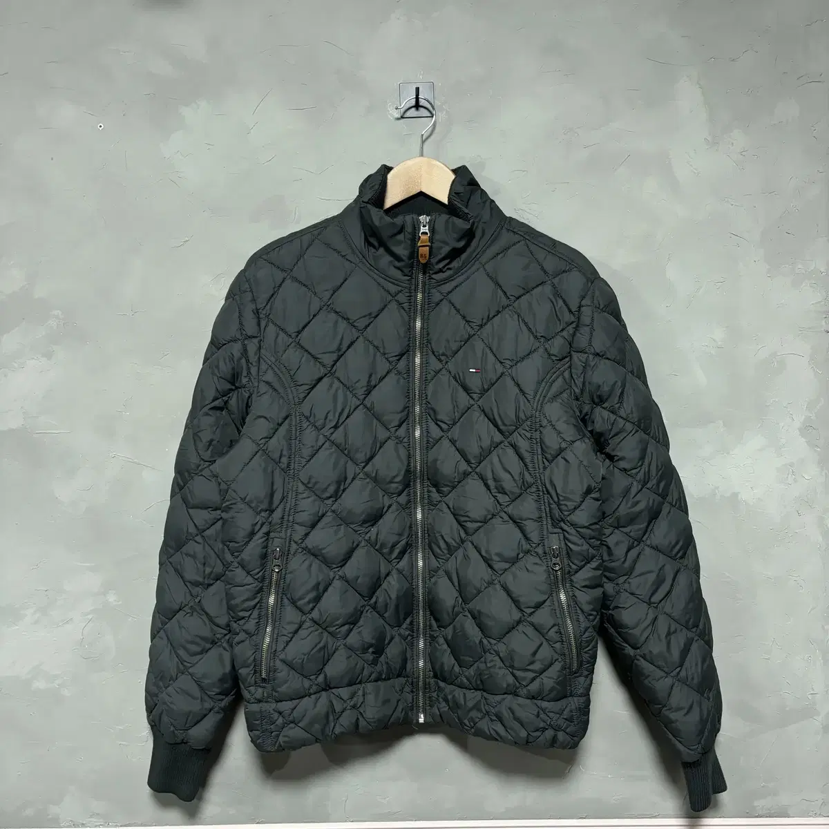 Tommy Hilfiger Quilted Goose Down Puffer Charcoal