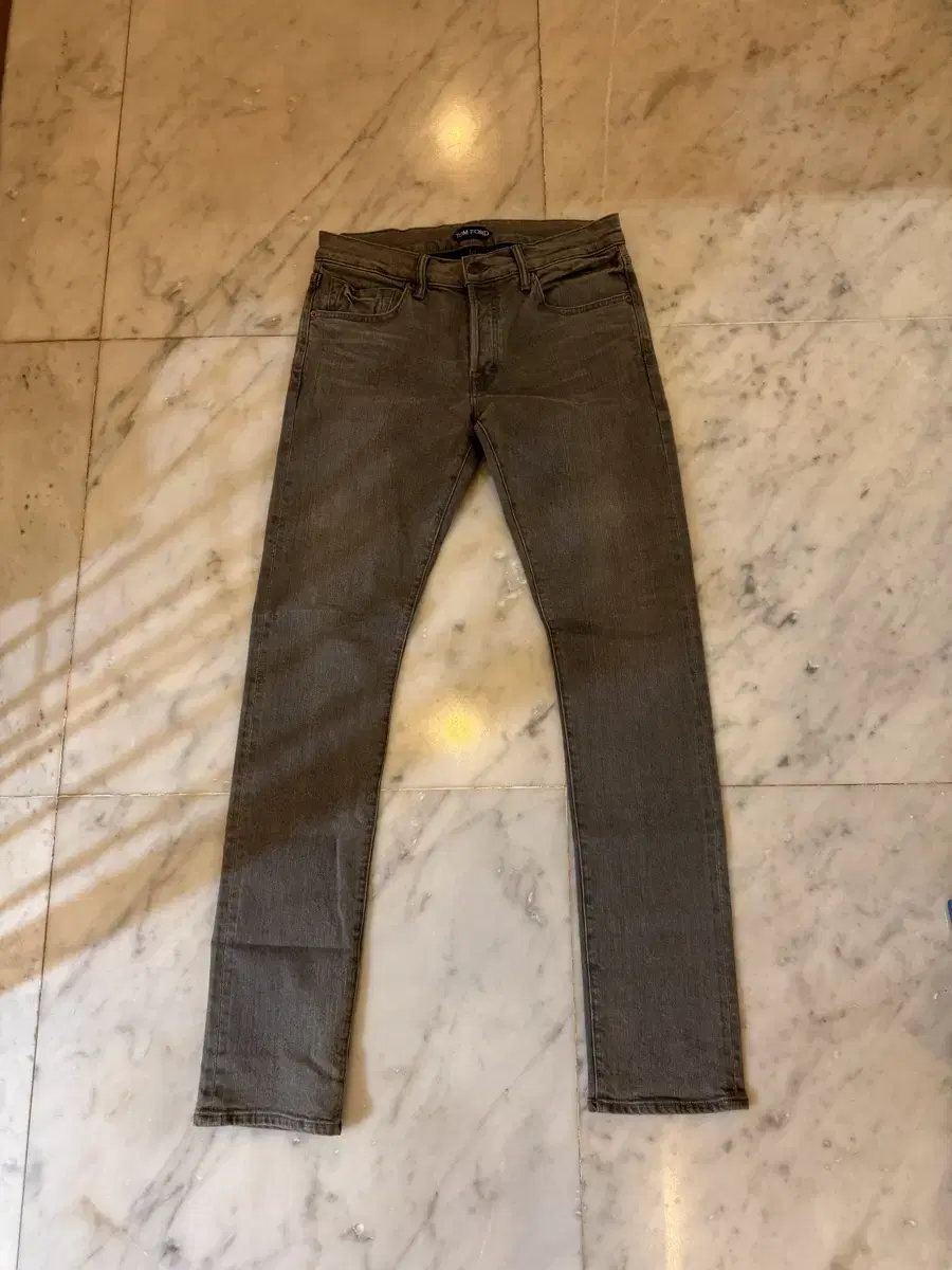 [32] Tom Ford Gray Denim