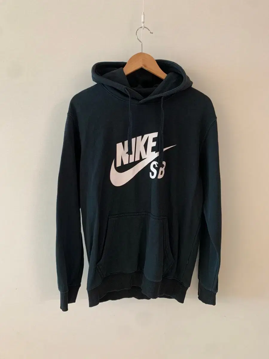 Nike Hoodie Unisex Size L