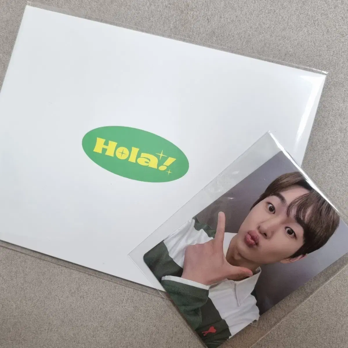 One fan con Hola entrada photocard exit postcard makonset