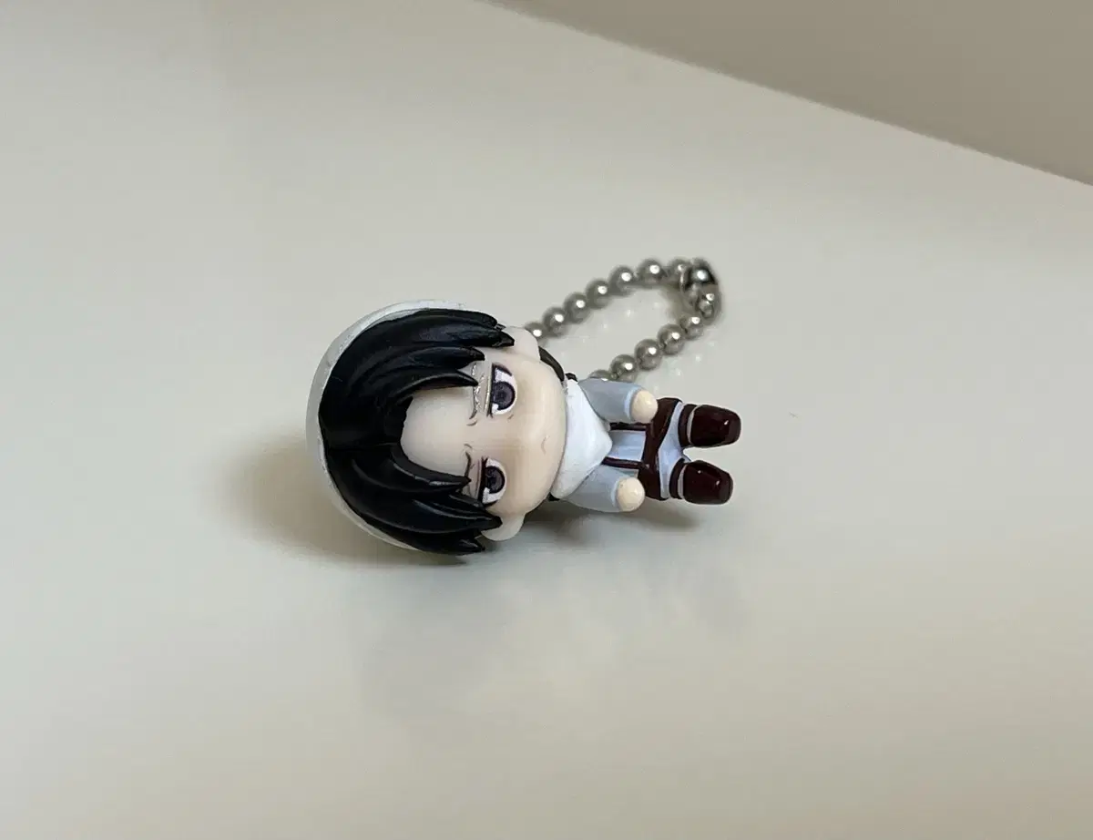 Jin's Giants Levi Cleaning Darongacha Keyring