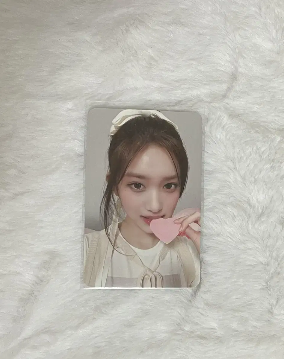 ive leeseo 2024 seasons greetings season's greetings ssq unreleased photocard WTS