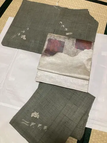 명주 단 그레이 멧돼지 나비 기모노 147/63