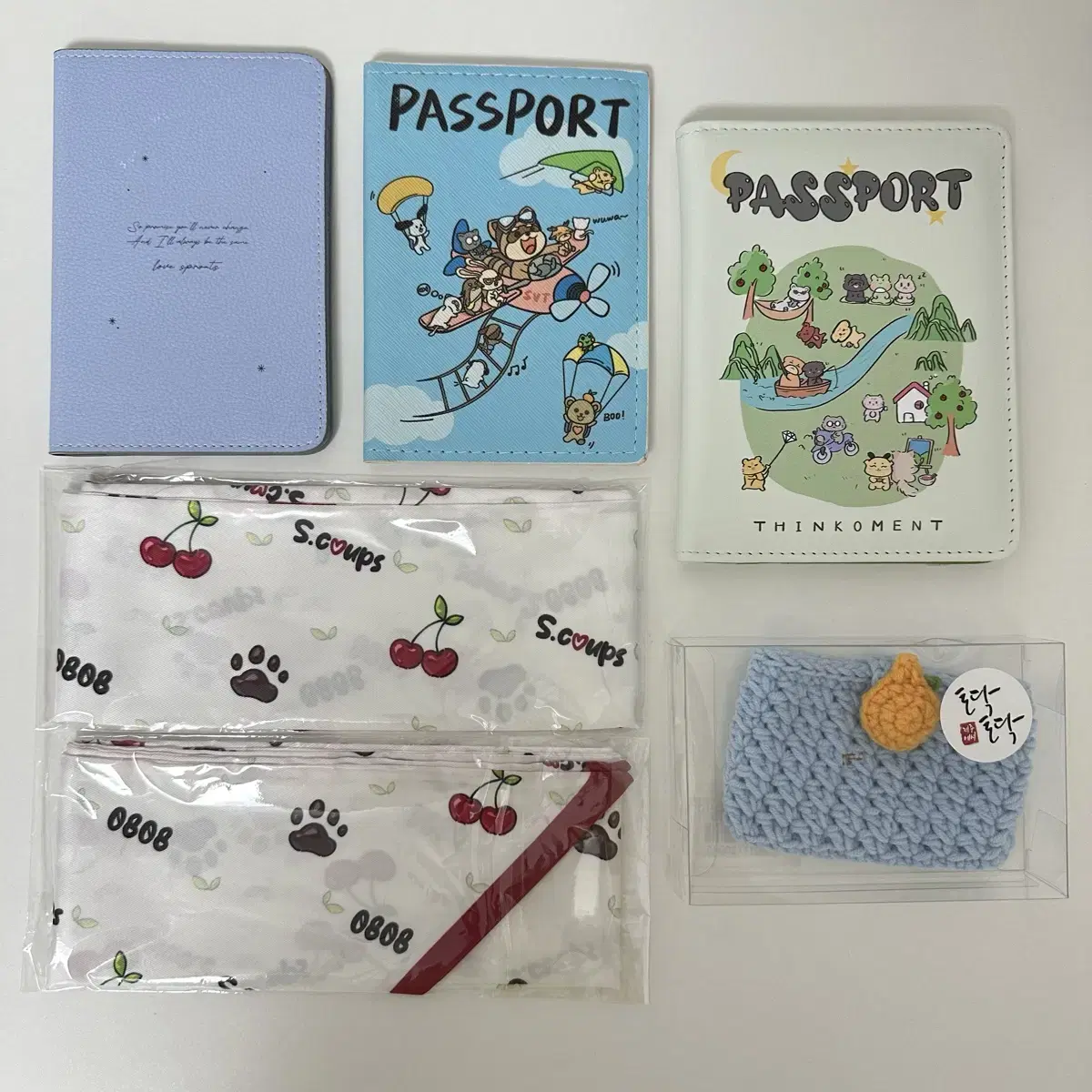 Seventeen unofficial goods Passport Case Increase sticker Fan Scarf Knitting Purse WTS