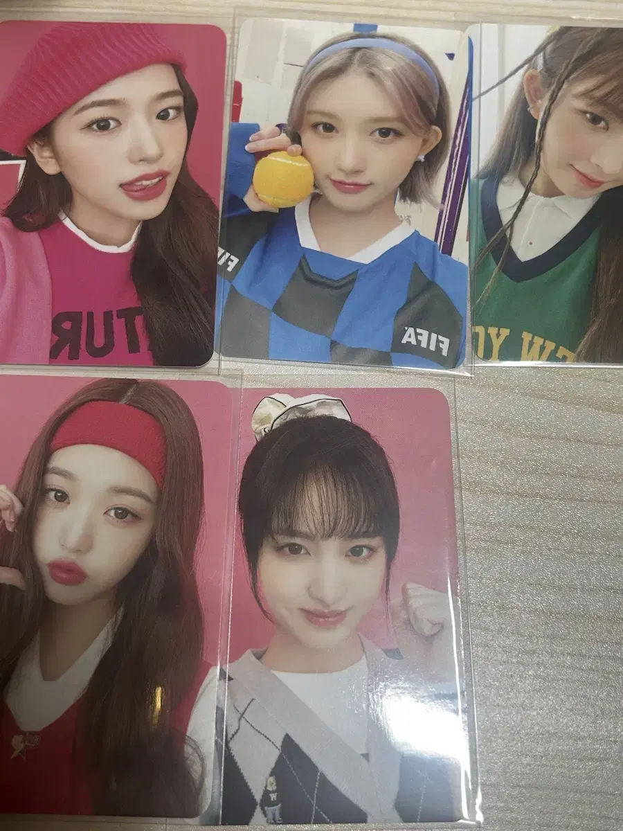 Ive 2023 Season's Greetings Photo Card