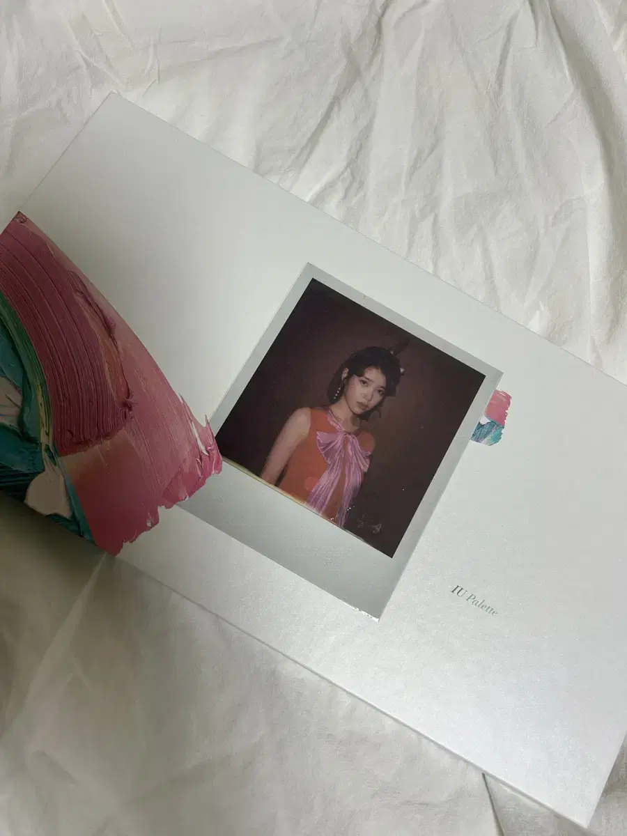 IU Palette Album