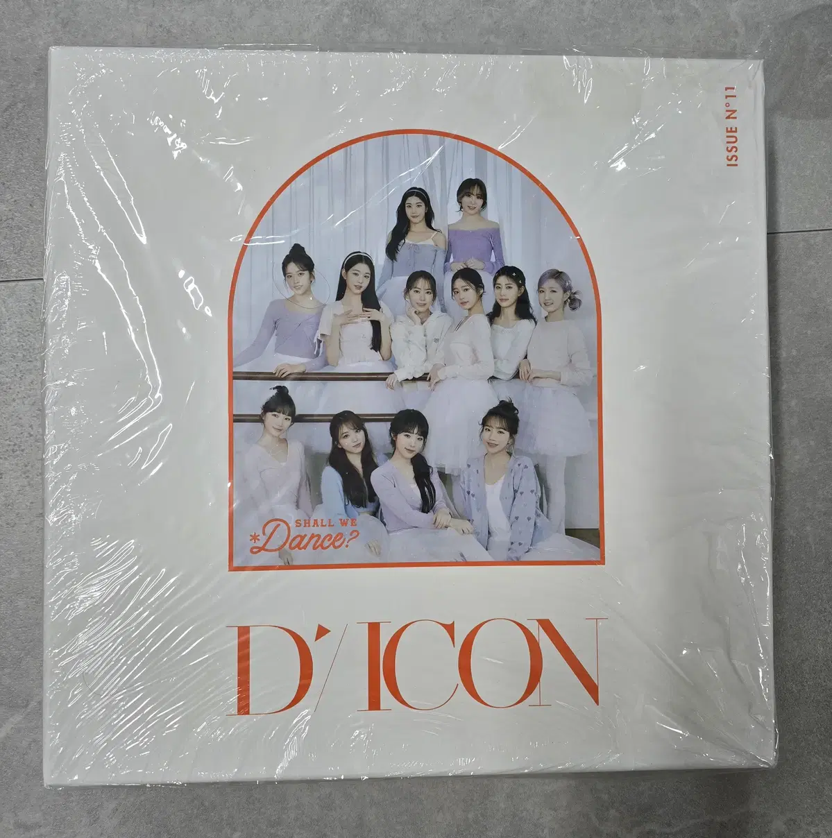 iz*one dikon shellwithdance photobook Comprehensive Hardcover