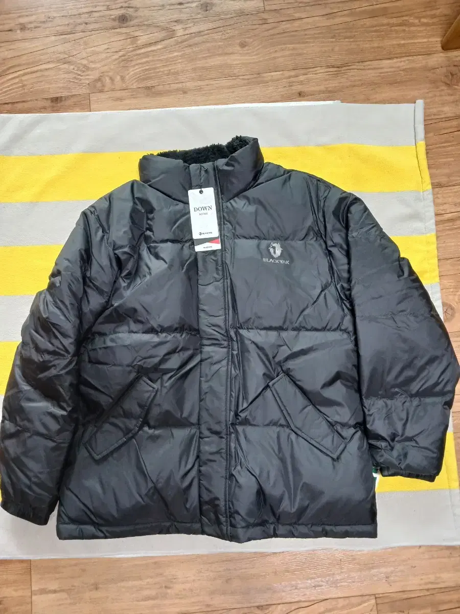 I'm selling my Black Yak lightweight down jacket, size 100.