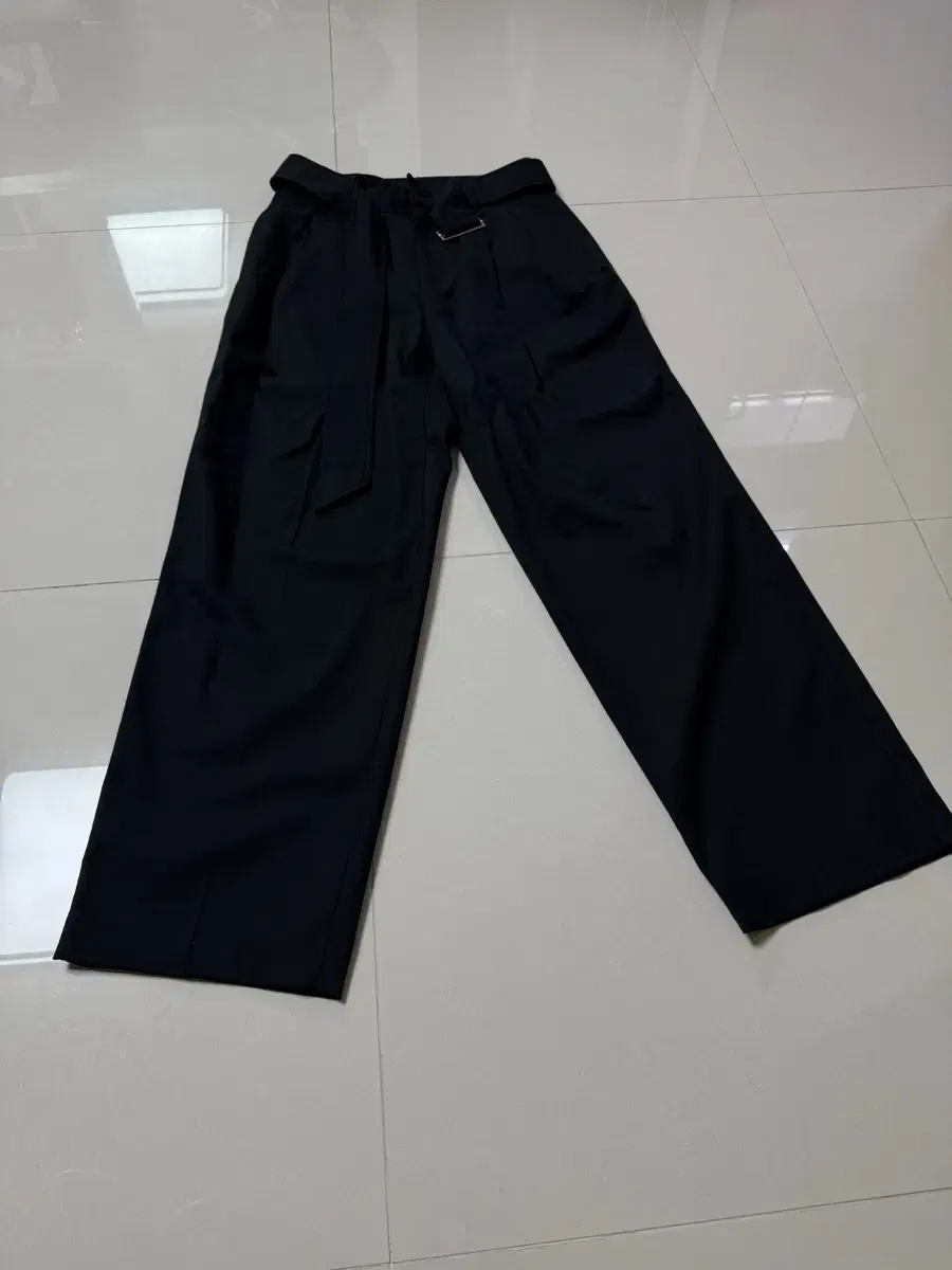 Song Giorgio Assignam Wide-legged Trousers 78 Black