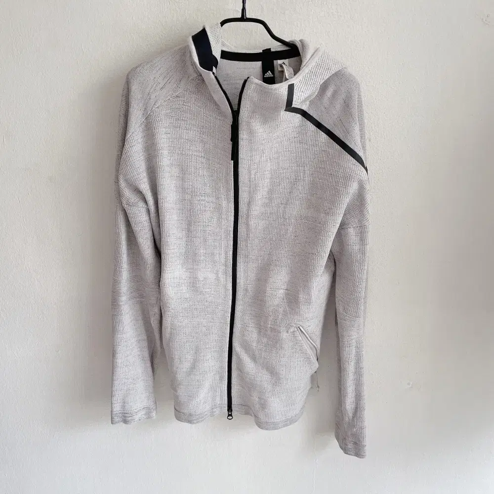 Men105) Adidas Hoodie Zip Up