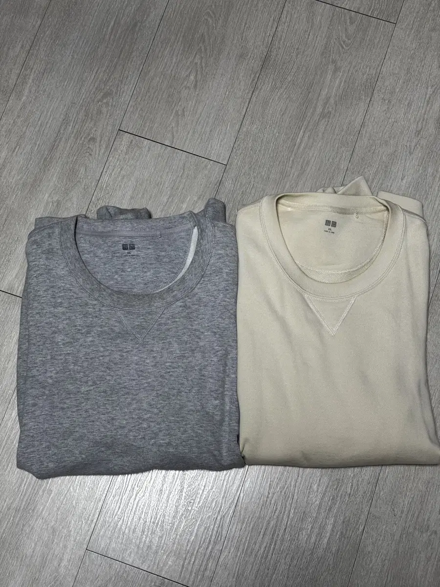 Uniqlo Man-to-Man Gray,Beige 2XL