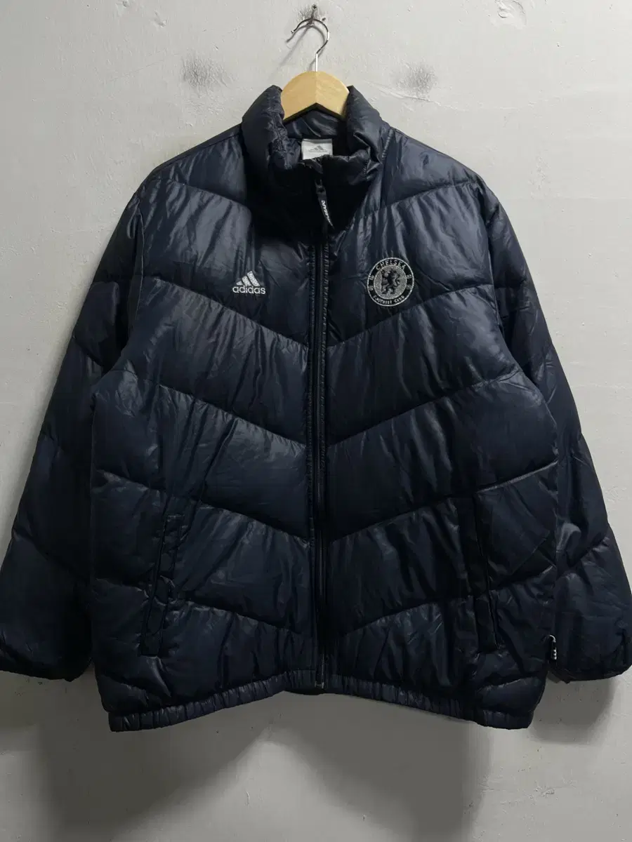 100-105 Authentic Adidas Chelsea Old School Duck Down Puffer Jacket