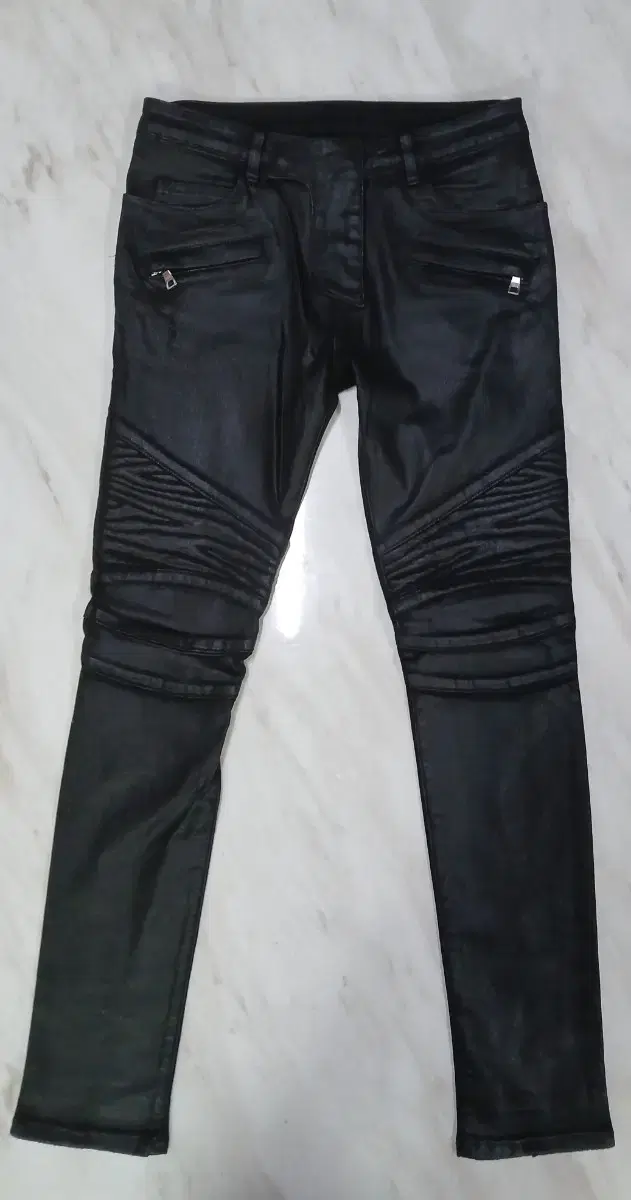 [Italian Genuine] Balmain Glossy Jeans 28" Biker Jeans (Luxury Jeans)