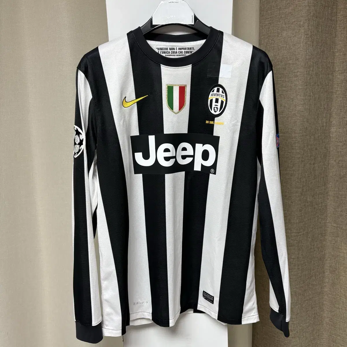 Juventus 12-13 Champions League Long Sleeve Shirt L