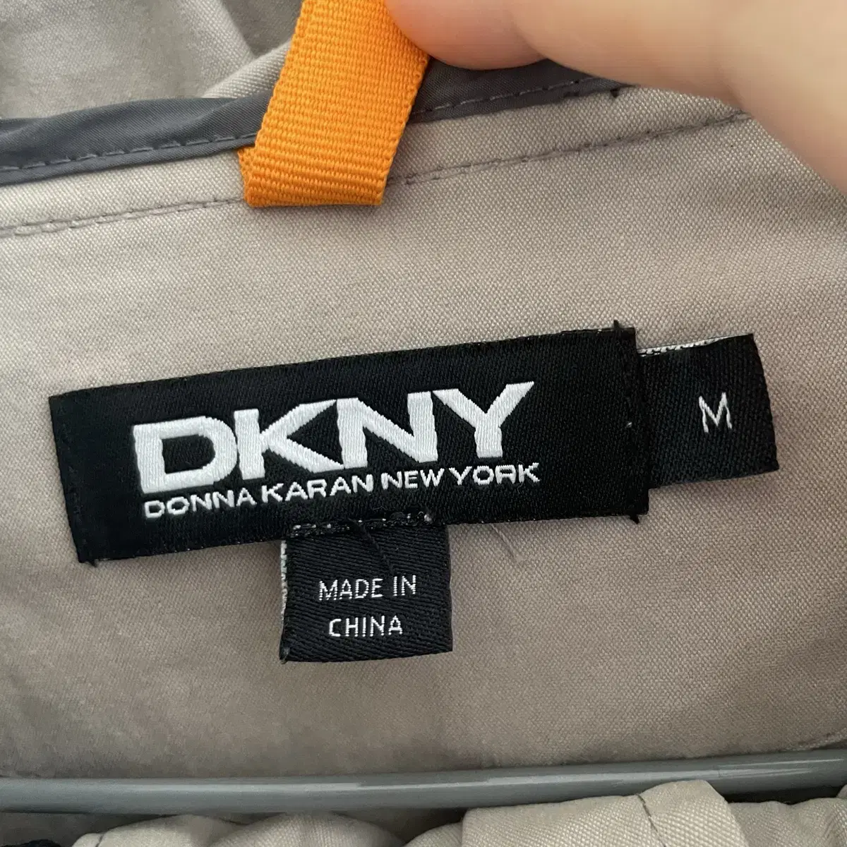 DKNY 바람막이 집업 자켓