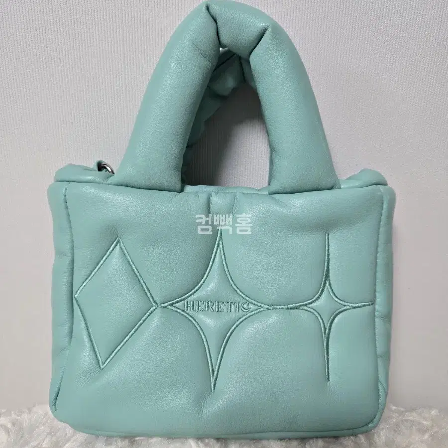 헤레틱 MICRO MINI HERETIC PADDING BAG_ mint