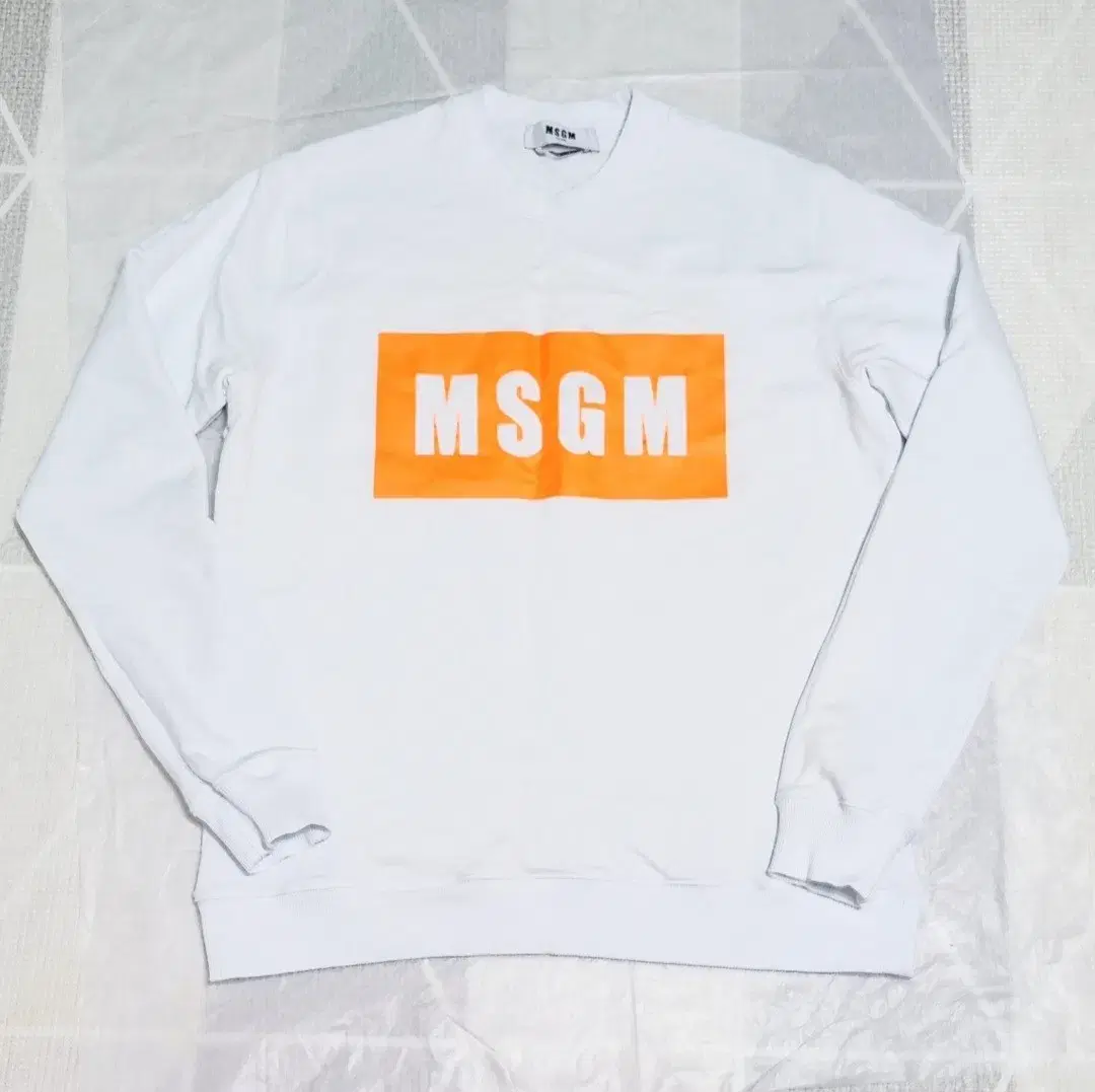 (L/100-105)MSGM Box Logo Man to Man Long Sleeve T-Shirt