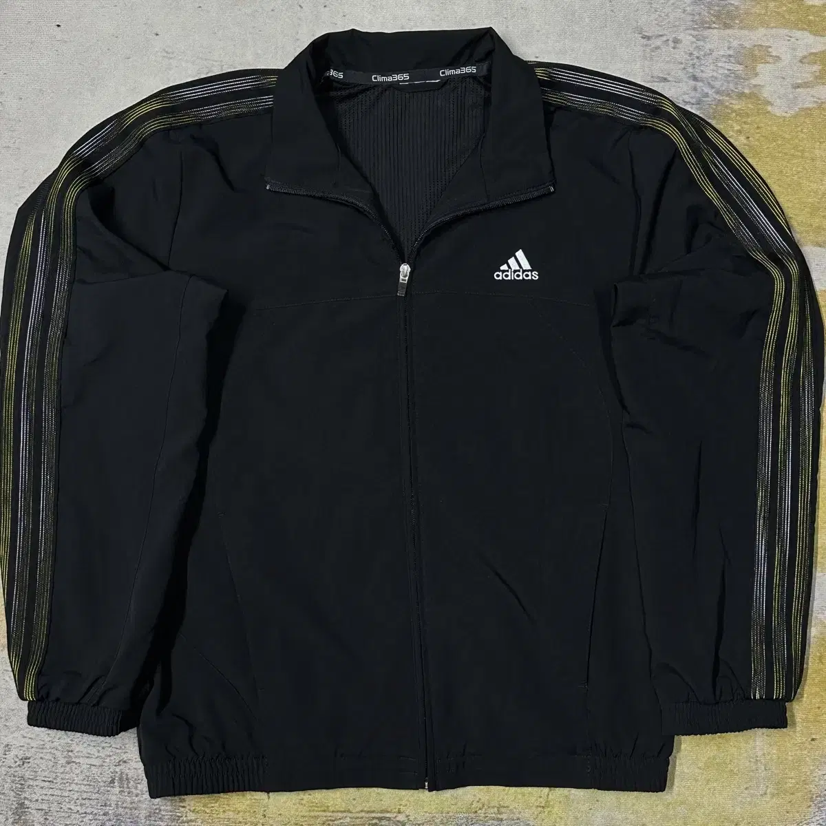 adidas Unique Sideline Windbreaker