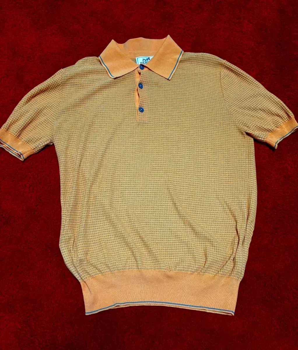 Hermès kara knit short sleeve in excellent condition (M)