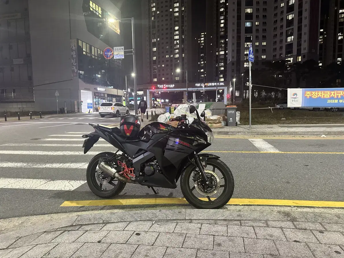 혼다 cbr125 17년식