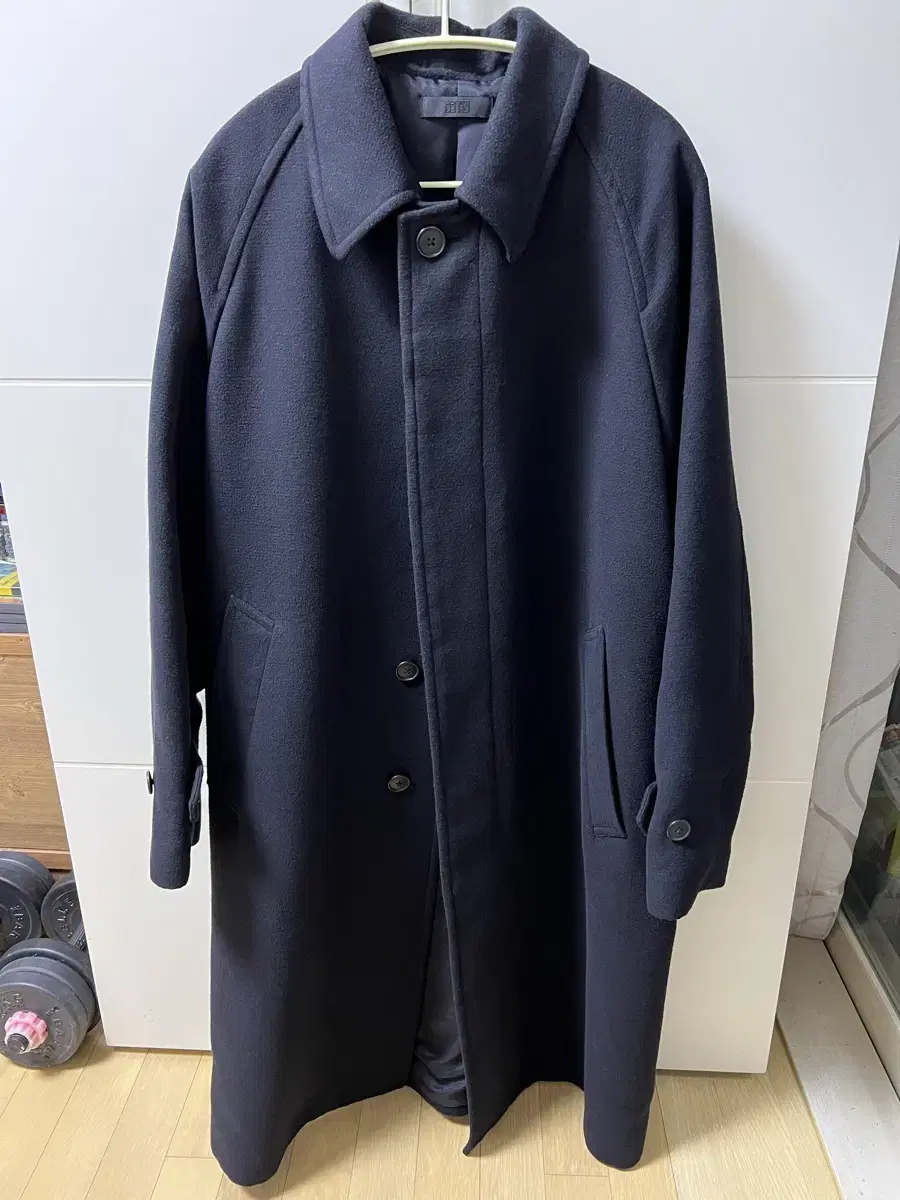 Uniqlo Balmartan Coat XL