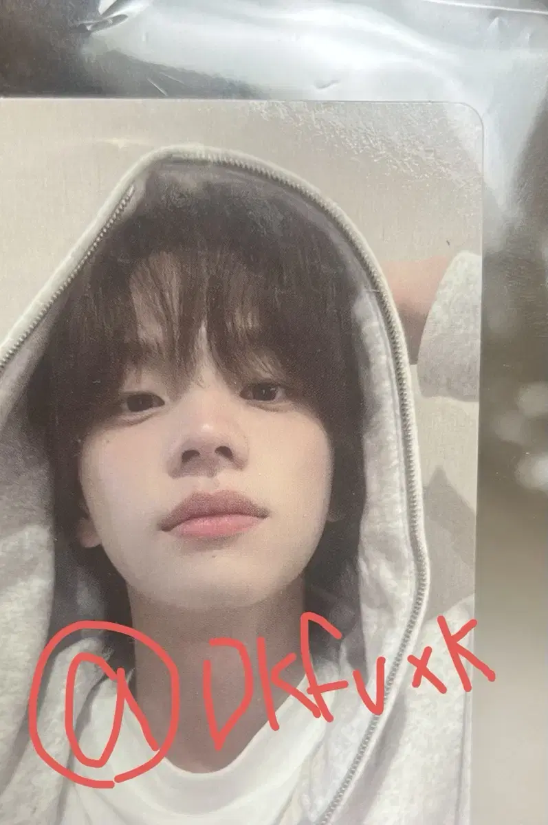 TWS Shin-Yu Hoodie Photo Card sell shipping included