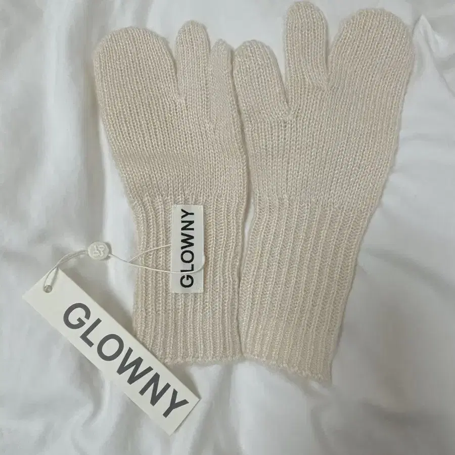 (새상품)글로니 티모 니트 장갑 glowny timo knit glove