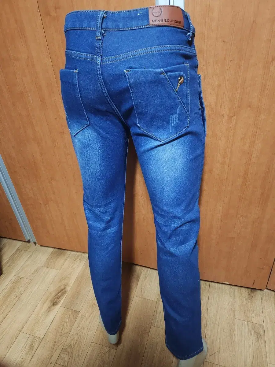 BOUTIQUEMen'sSuitBoutiqueMosfanJeans32