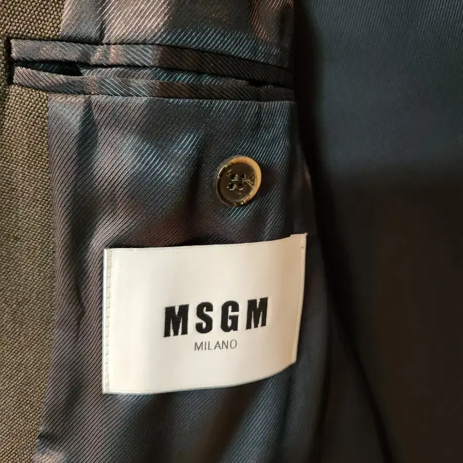 신품급! MSGM 남성싱글코트 48사이즈