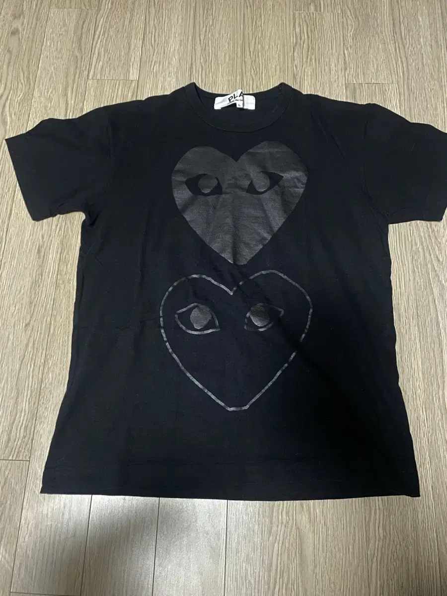 Comme des Garçons Play Short-Sleeved T-Shirt Size L