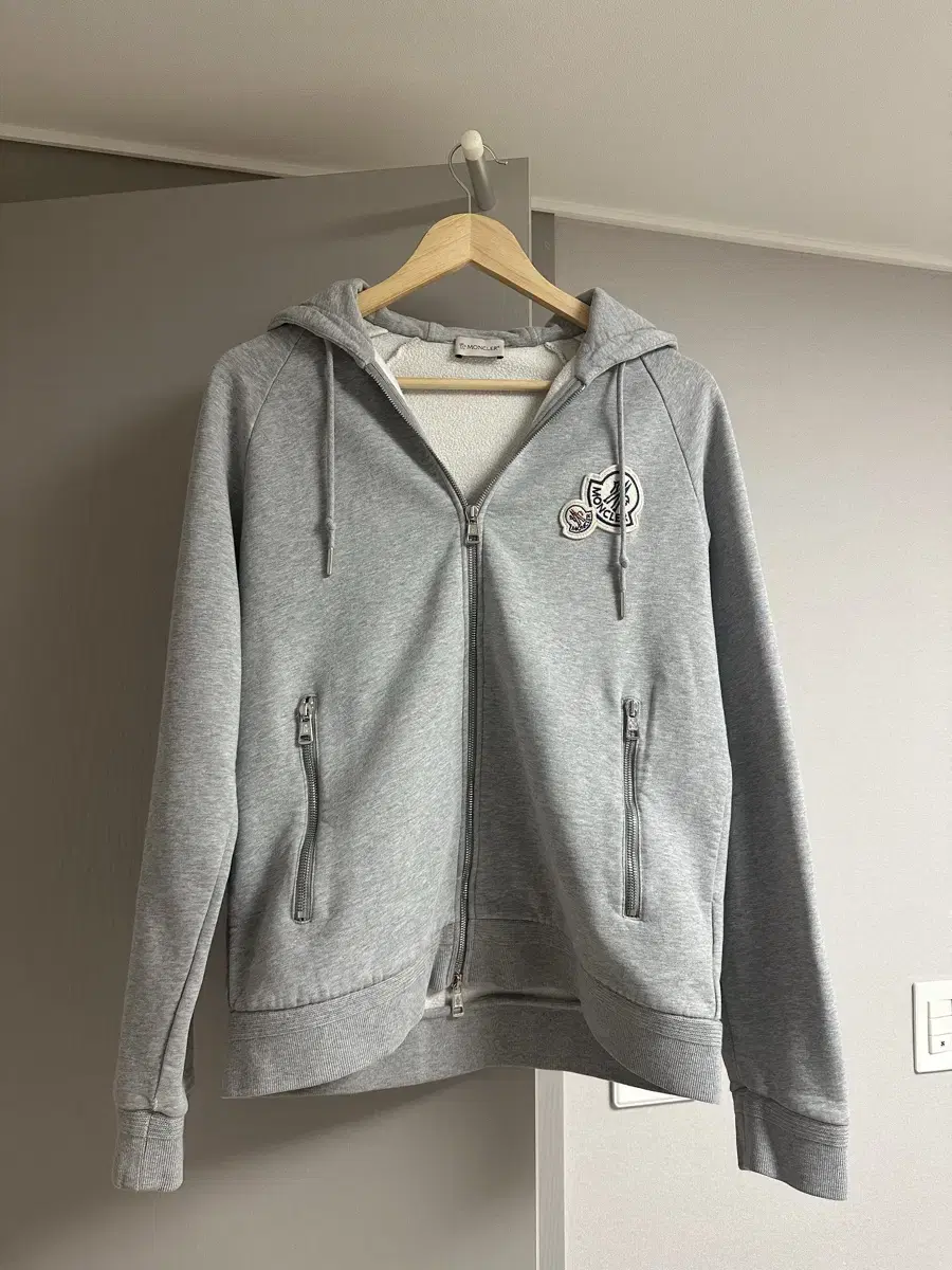 (Extra Shot) Genuine Moncler Hooded Zip Up